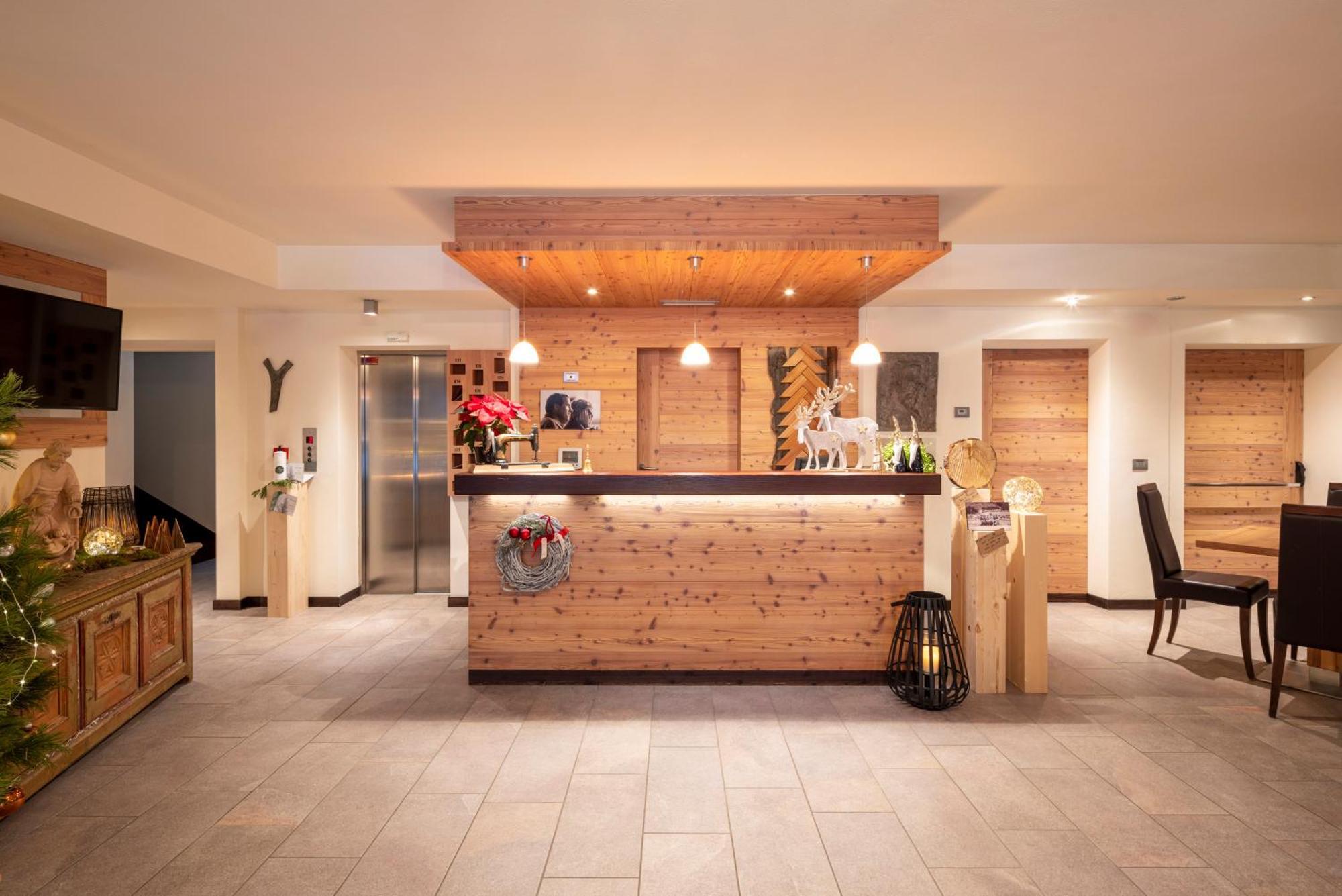 Hotel Nele Ziano Di Fiemme Ngoại thất bức ảnh